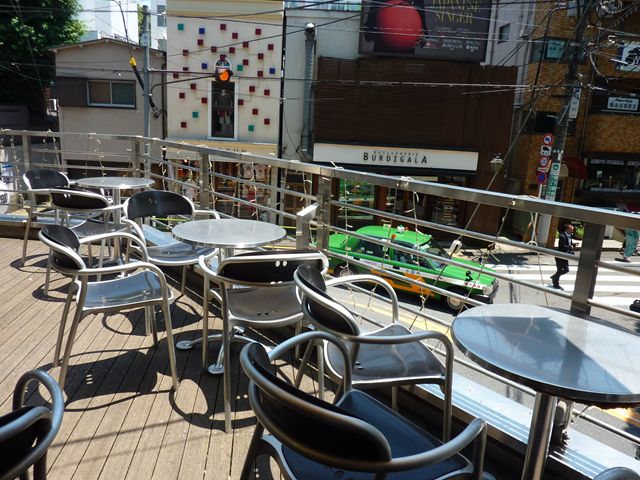 東京のオープンカフェ テラス席のあるレストラン ピカイチcheck